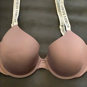Victoria’s Secret bra